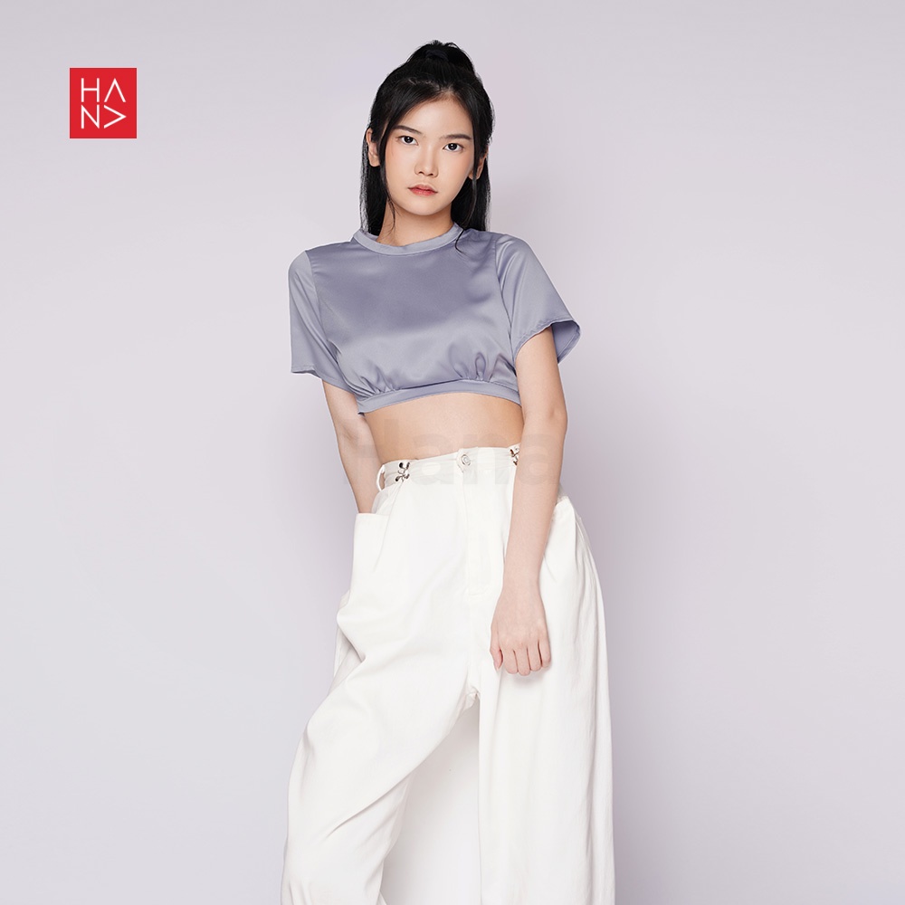 Hana Fashion - Ester Backless Satin Crop Top Wanita - CT156