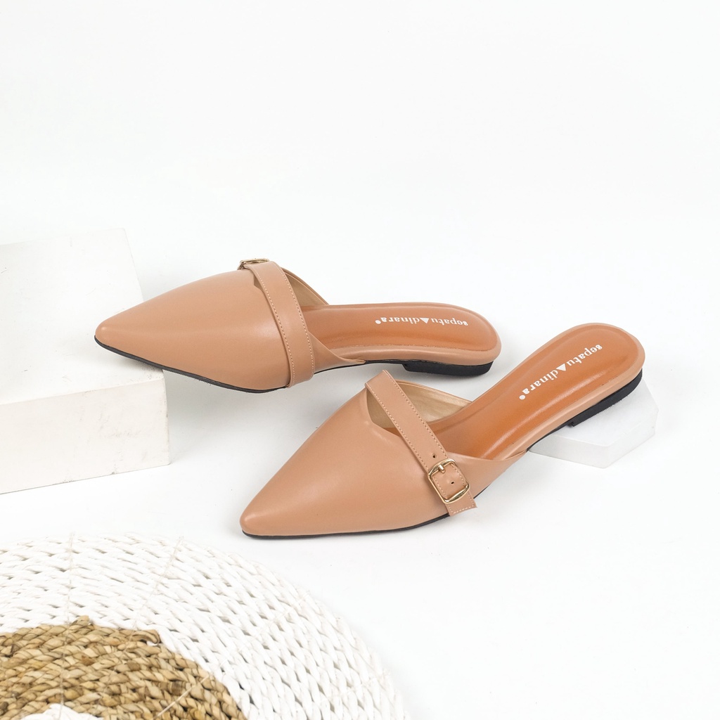 Sepatu Dinara  - Amodi Sandal Wanita/Sandal Flat Slip On Heels 1 Cm