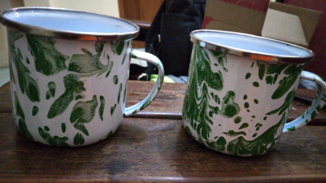 Mug Cangkir Enamel Kaleng Jadoel Blirik Blurik Loreng Hijau 8cm