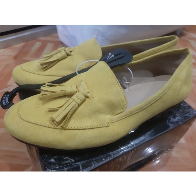 Sepatu Sandal H&amp;M CN 235 Yellow 36