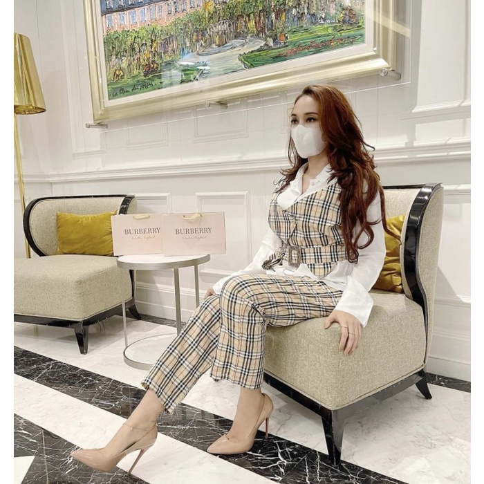 B*urberry Chemistry Formal Set White / One Set Panjang ( Free Belt )