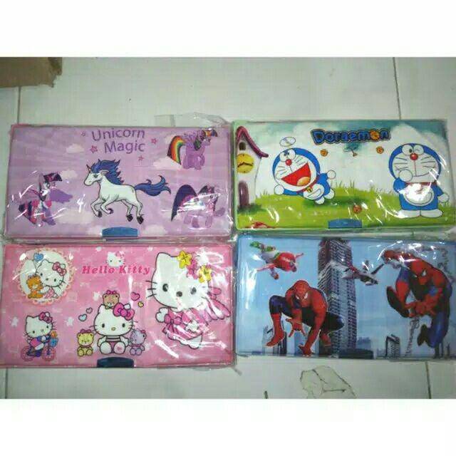 

Tepak Pensil Magnet Karakter