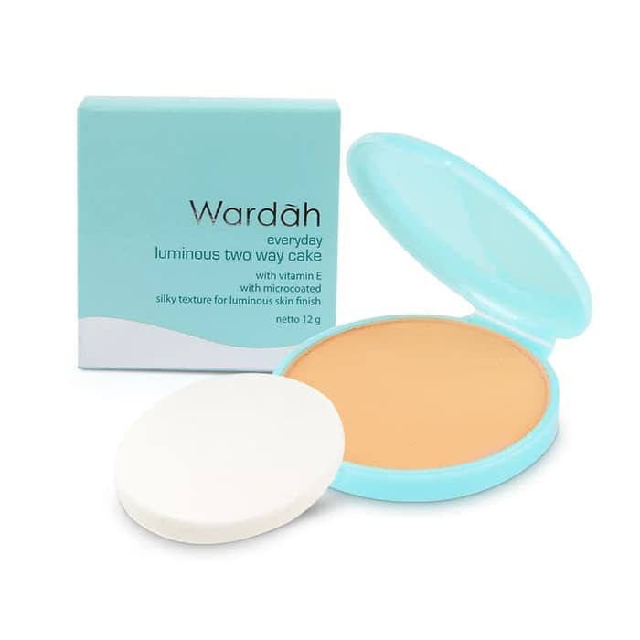 WARDAH Everyday Luminous Two Way Cake By by AILIN