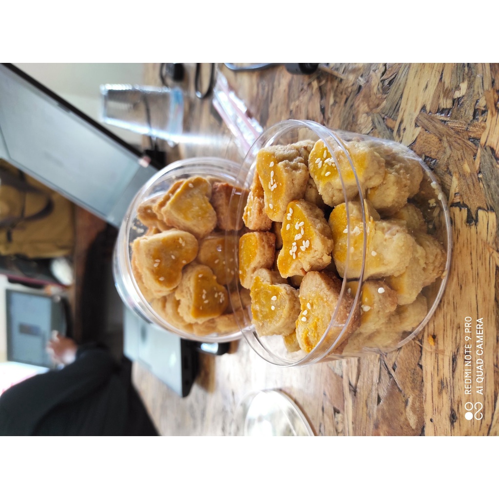 

Kue kacang
