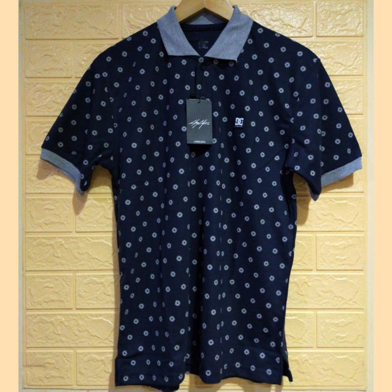 KAOS PRIA KERAH MOTIF