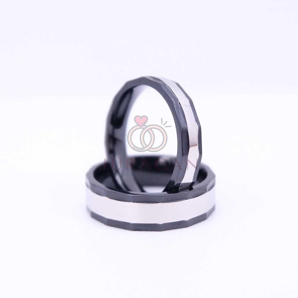 [AILOVIU] Cincin Couple Romantis R105 Titanium Ukir Nama Black Hitam Silver Unik Pria Wanita Tunangan Paladium Stainless Steel