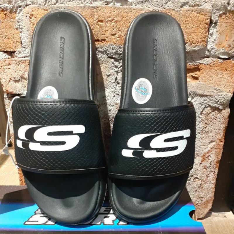 SANDAL SKECHERS PRIA HITAM