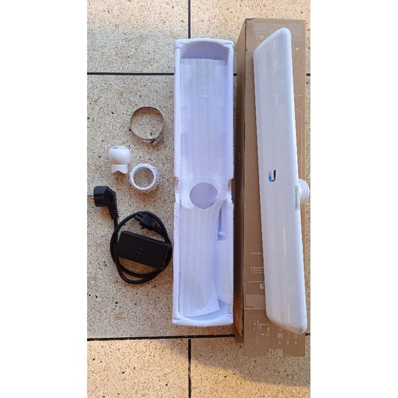 LiteAP AC Litebeam Sectoral  5Ghz 16dbi Sektoral 120 Degree airMAX AC AP UBiquiti