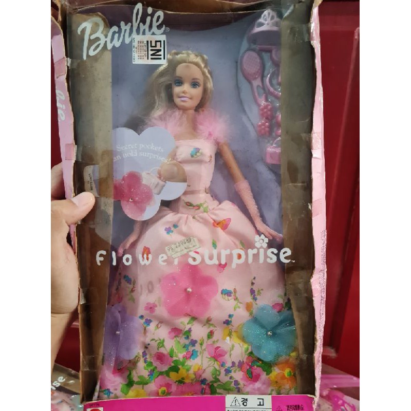 flower surprise barbie