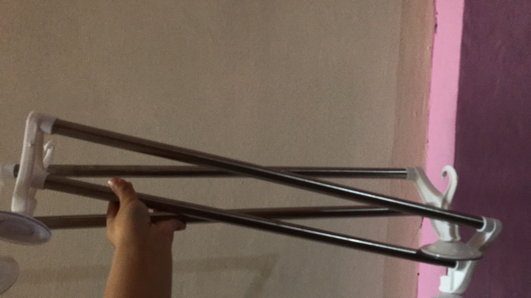 Gantungan Handuk Plastic Suction Tanpa Paku/jemuran Handuk