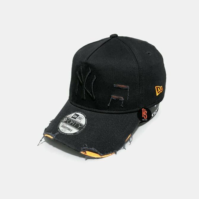 TOPI NEW ERA ORIGINAL A FRAME DAMAGE NEW YORK YANKEES BLACK