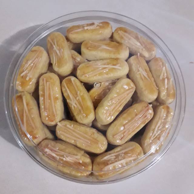 

Kue kering "kastengel