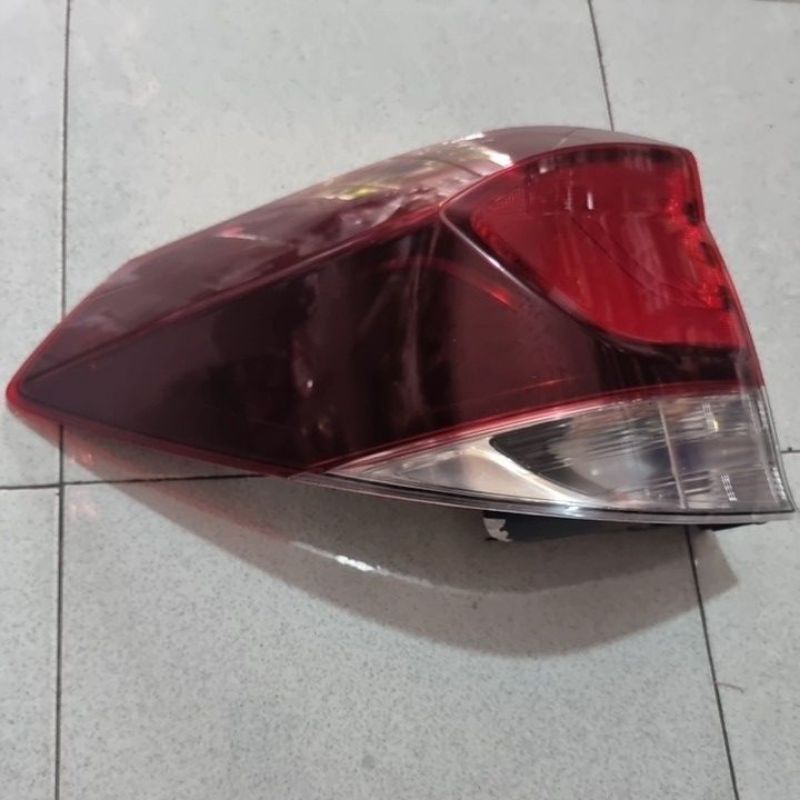 STOPLAMP LAMPU BELAKANG MOBILIO RS 2022 KANAN ATAU KIRI