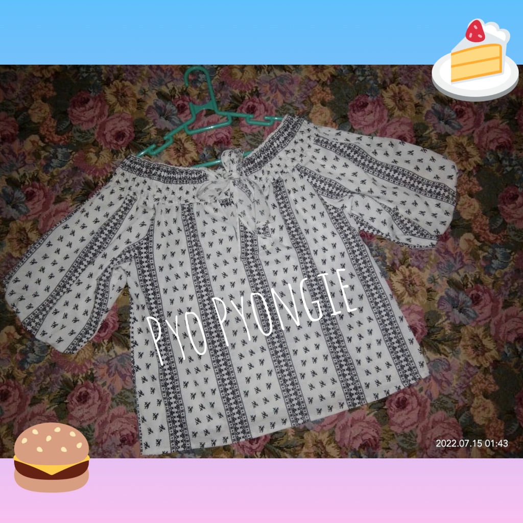 Preloved Blouse Pita Kawaii