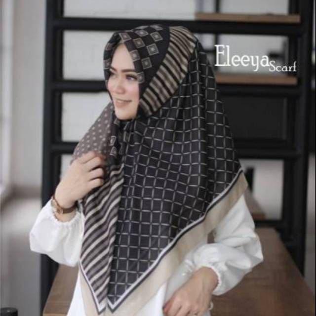 HIJAB SEGIEMPAT MOTIF ELY 70 II Eleeya Scarf