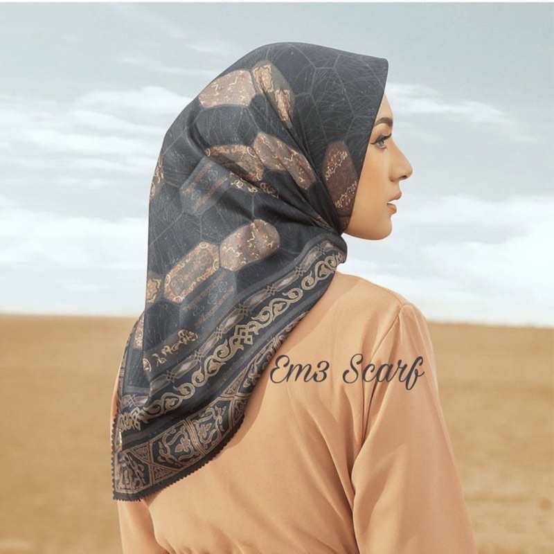 Em3 Scarf, HIJAB SEGIEMPAT VOAL MOTIF LASERCUT | Ziddy Series Best Seller