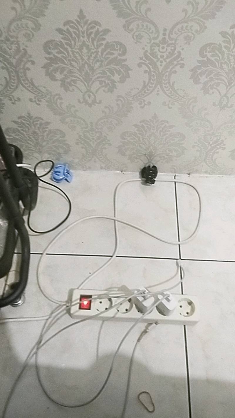 Pelindung Tumit Anti Slip Pengganjal Sepatu Insole Sepatu