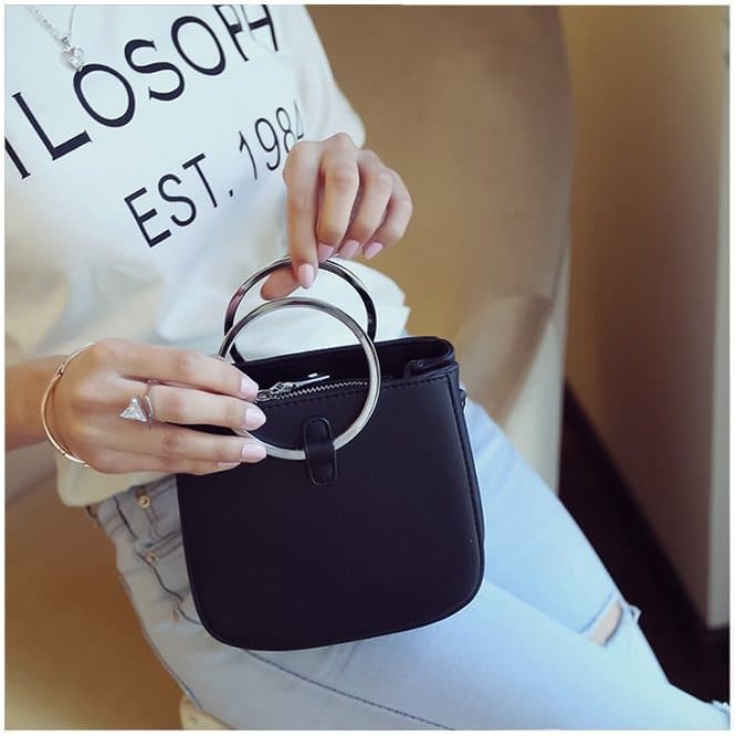 TAS WANITA KEKINIAN DAN TERMURAH Tas Abu Fashion Wanita Korea Slempang Impor Jinjing Tote Ba YA428