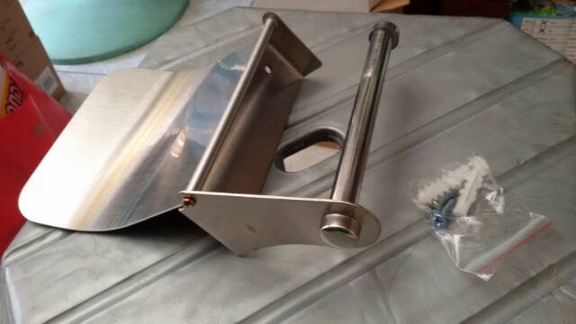 Tempat tissue gulung stainless SUS304