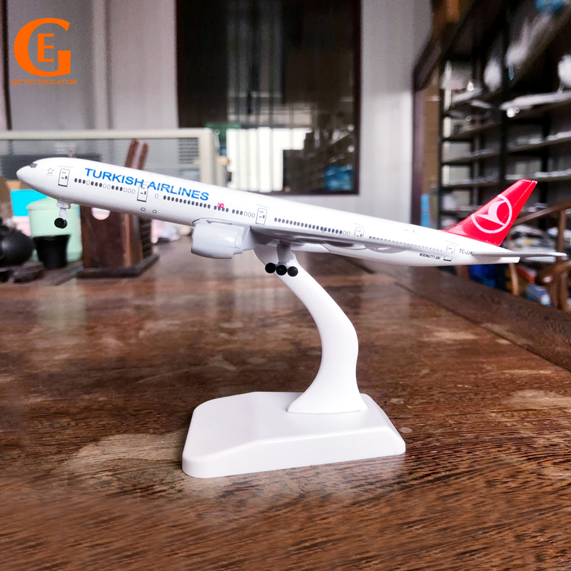 Model Pesawat Terbang Turki Boeing 777 B777 Model Metal Die-cast 16CM / 20CM