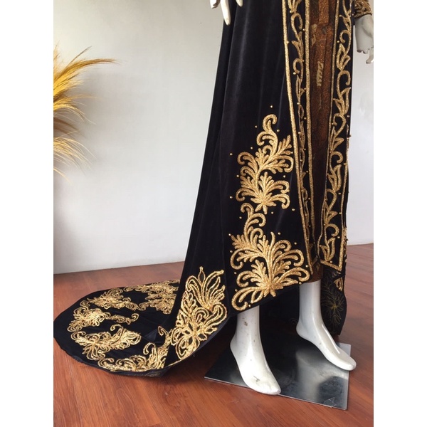 kebaya Kutubaru ekor/kebaya kutubaru