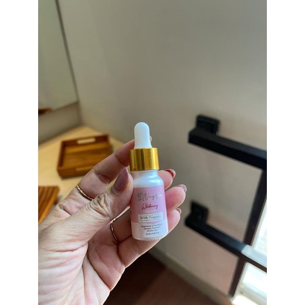 Whitening Serum With Propolis by Vincy Glow