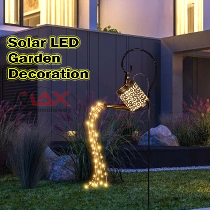 Lampu dekorasi taman 26x11x13 cm (Ukuran Besar) tenaga surya material besi solar panel lampu tancap taman minimalis modern unik kebun anti air outdoor Solar Watering Can Light Hanging Kettle Lantern Light Waterproof Garden Decor Metal Retro Lamp