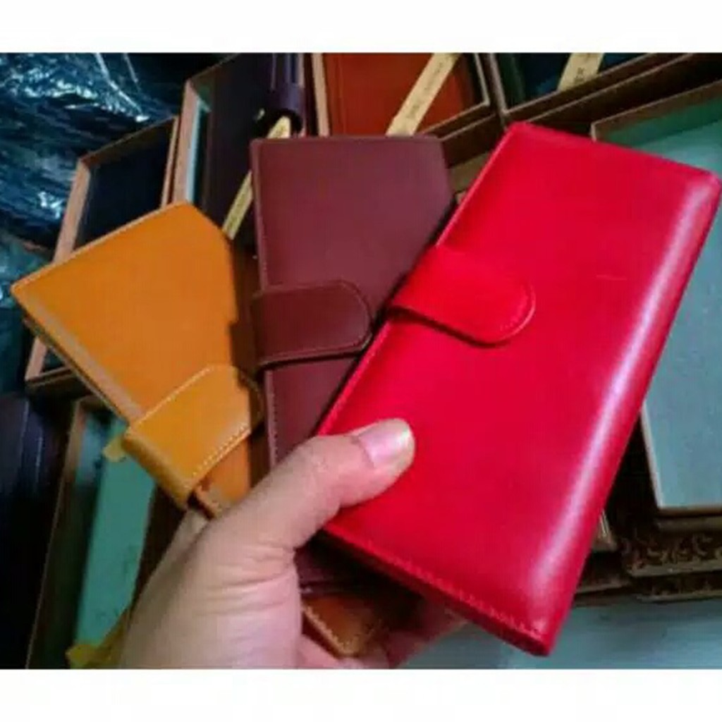 Dompet wanita kualitas kulit terbaik dibuat dengan cara hand made