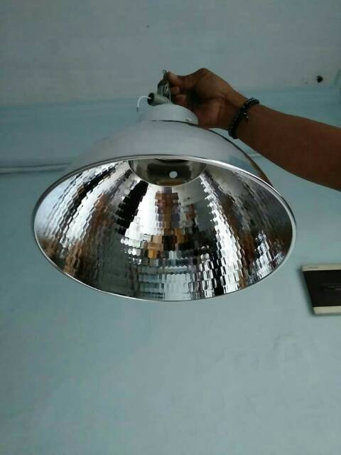 Kap Industri Reflector ( Diameter 12inch ) + Fiting WD E-27