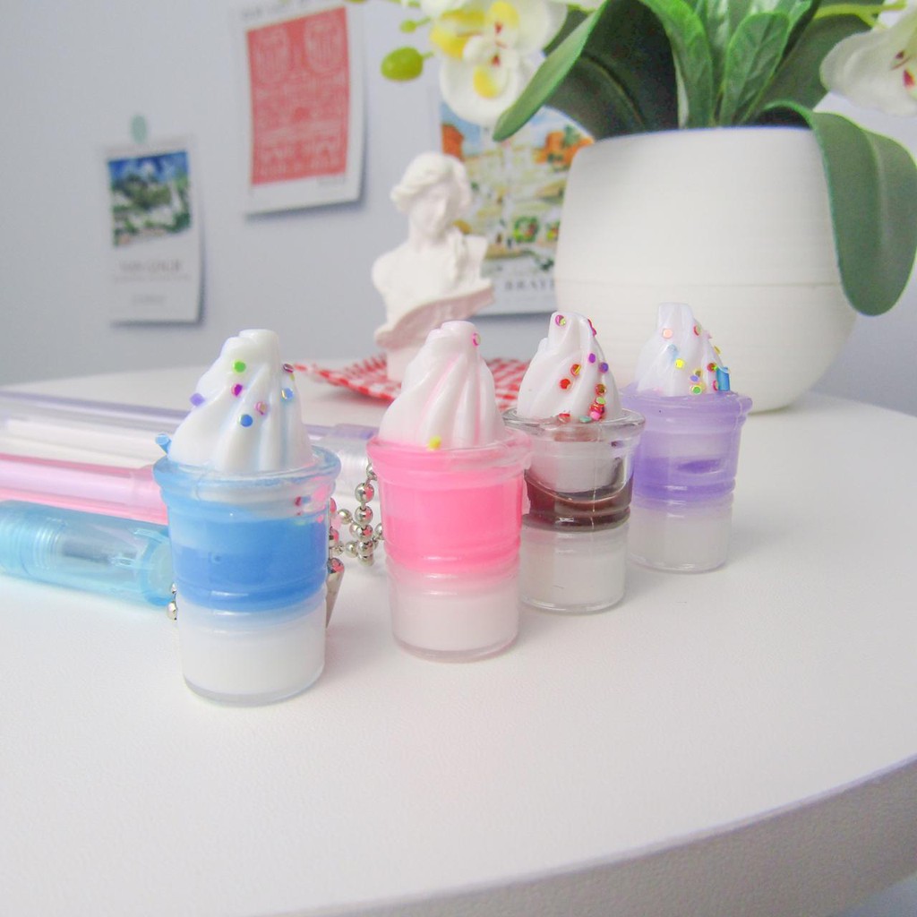 

GROSIR PULPEN GANTUNGAN SUNDAE PULPEN GANTUNGAN LUCU GROSIR ALAT TULIS BOLPEN LIMITED EDITION