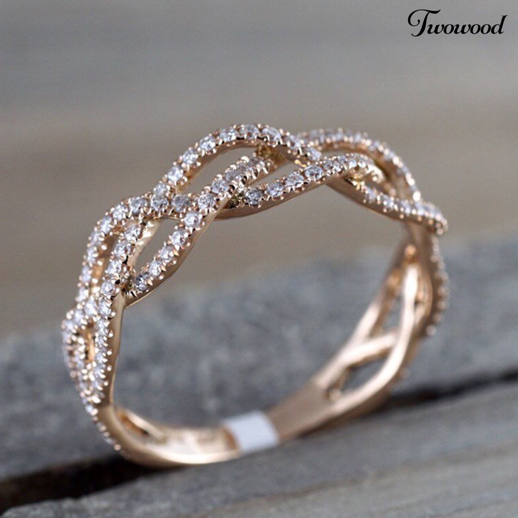 Twowood Women Ring Twisted Shape Rhinestones Jewelry Fashion Appearance Electroplated Finger Ring for Wedding