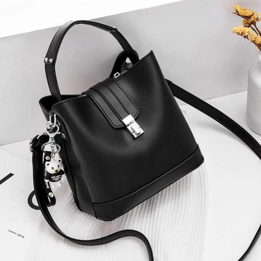 Bagus Tas Selempang Wanita Import 112978 1 KG MUAT 2 CR7489 EL5235 LT1231 BQ2978 ,,