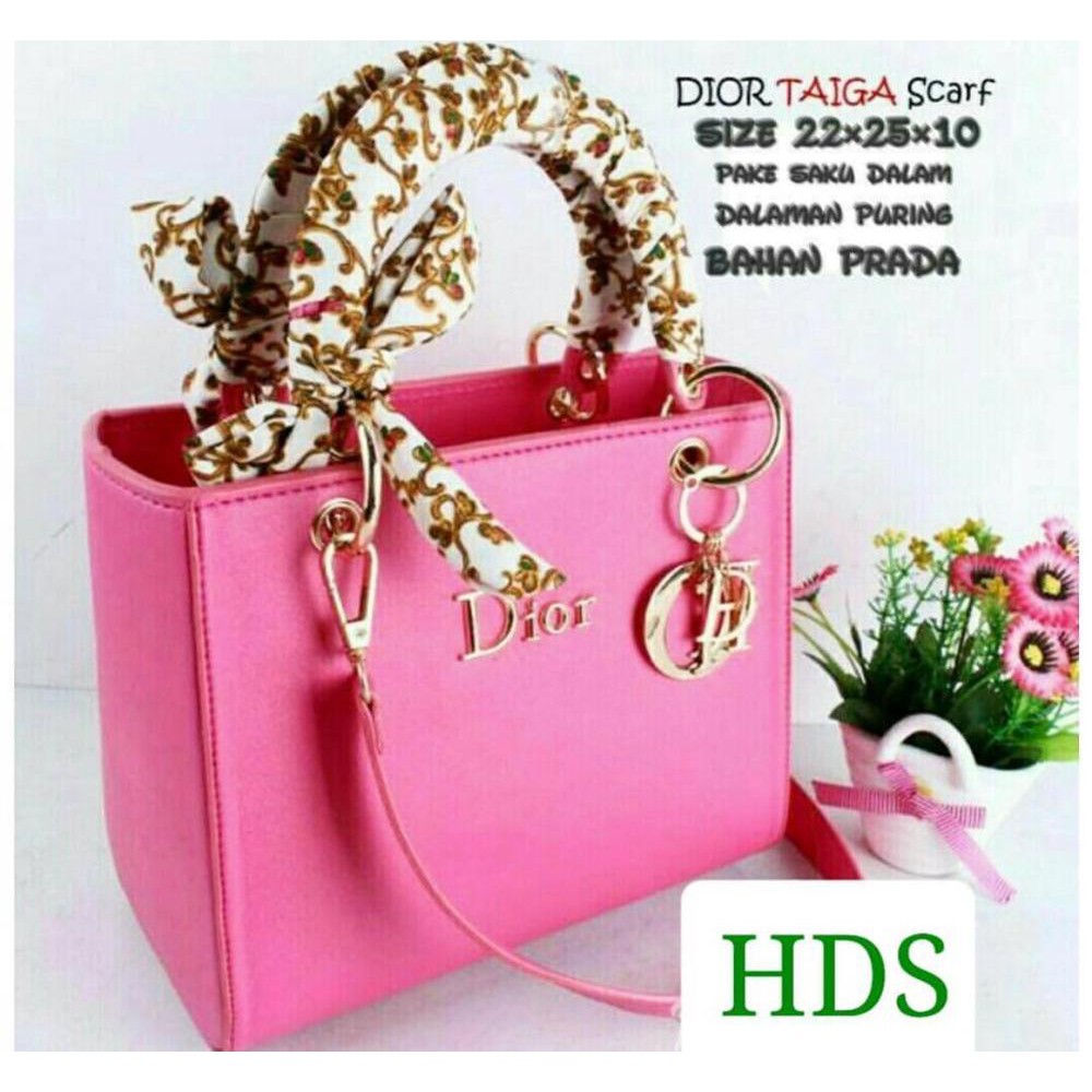 tas dior