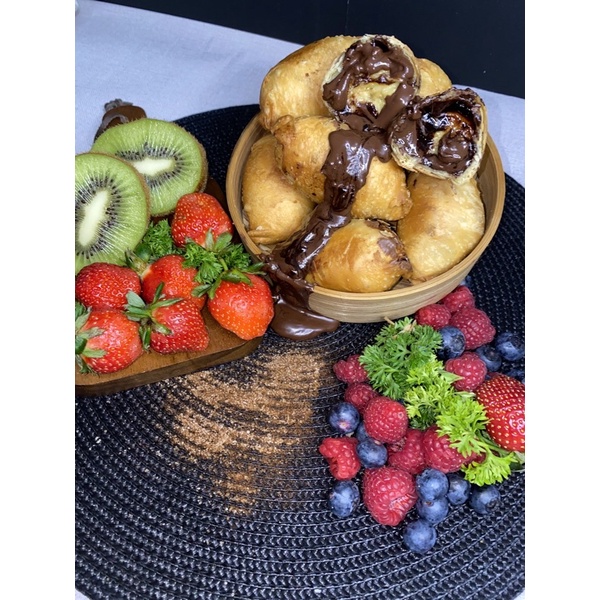 

MOLEN ENENG PREMIUM BY ROTICOKLATKU.EXPRESS