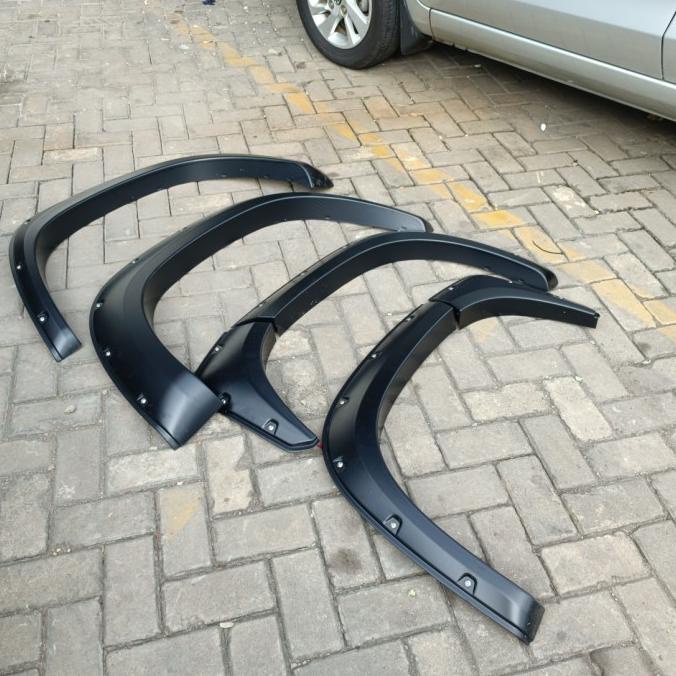 Over Fender Mobil New Triton 2020-2022