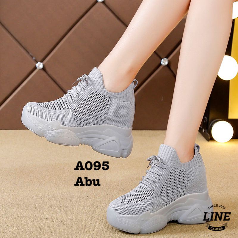 SEPATU WEDGES KORES#A095