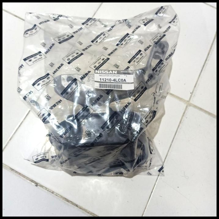 engine mounting RH Datsun go
