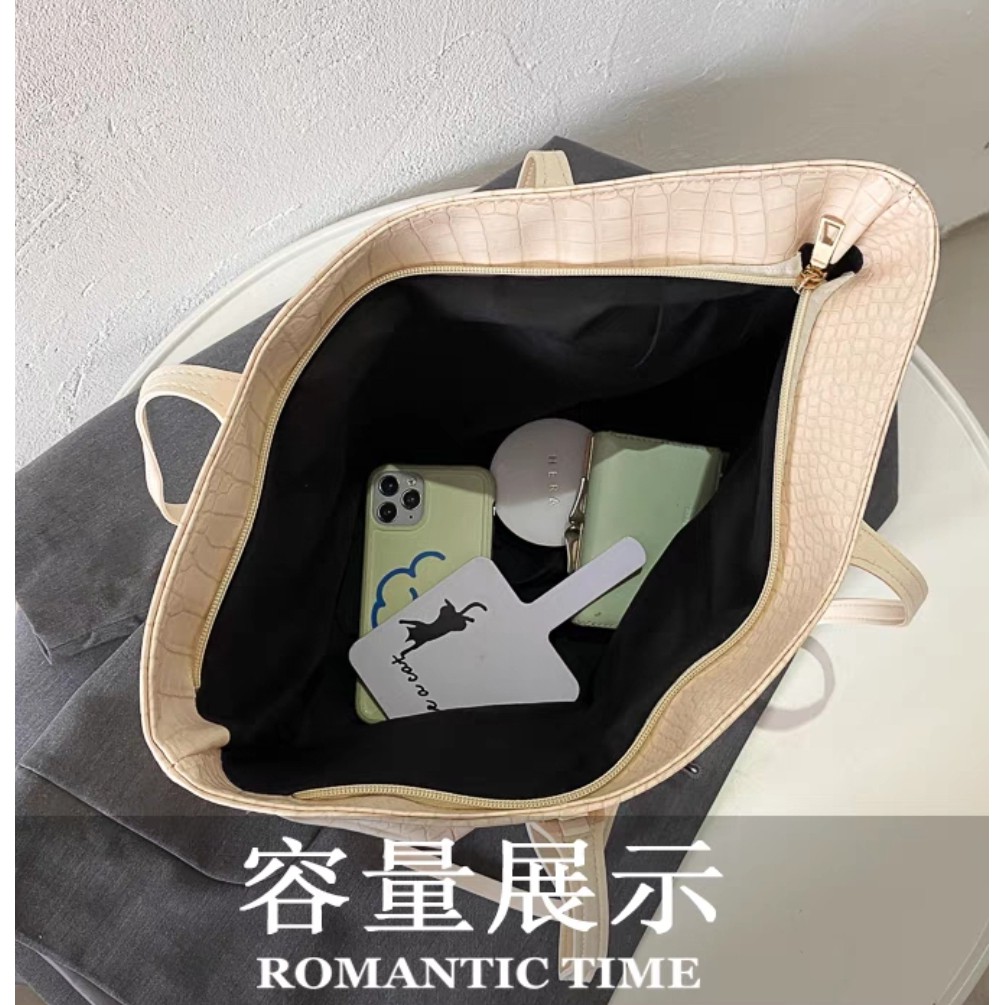 BJ81728 BLACK/KHAKI/WHITE TAS BAHU SHOULDERBAG TAS BESAR BIG RESLETING TAS WANITA FASHION IMPORT MODIS ELEGAN TERMURAH TERLARIS TERBARU BAGSTORE JAKARTA TAS BATAM CR7484 GT1728