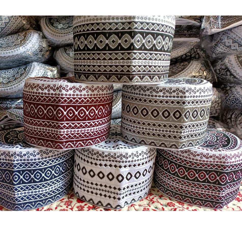 Peci Oman Bangladesh As-syarif motif ‣ Khm31au22l