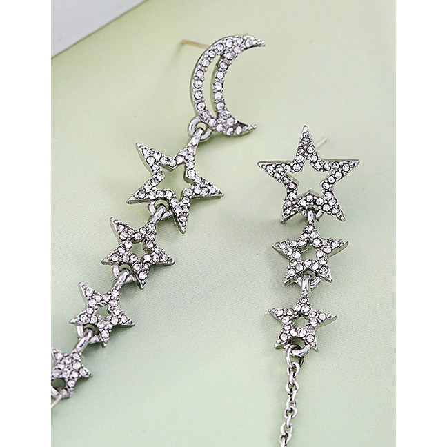 LRC Anting Tusuk Fashion Star-moon Asymmetry S925 Sterling Silver Star And Moon Asymmetrical Earring