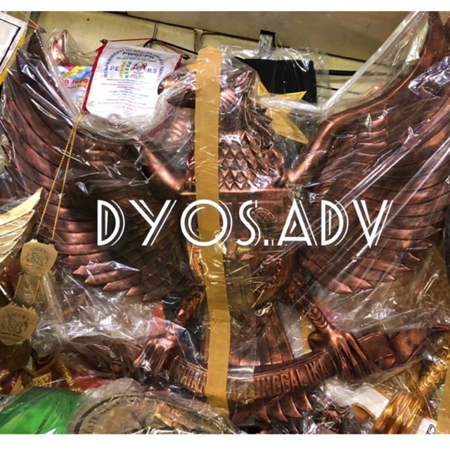 patung garuda pancasila fiber (100cm)
