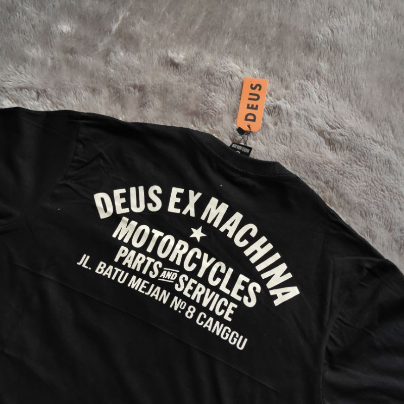 Kaos Deus Ex Machina Canggu Premium Original