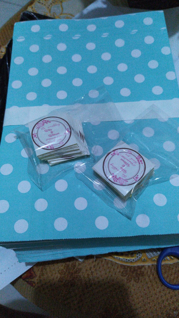 Cetak Sticker  Label  Custom + Cutting