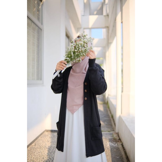 CARDIGAN RAJUT / LONG CARDI NILAM HITAM / CARDIGAN MURAH / CARDIGAN HALUS / CARDIGAN KEKINIAN / CARD