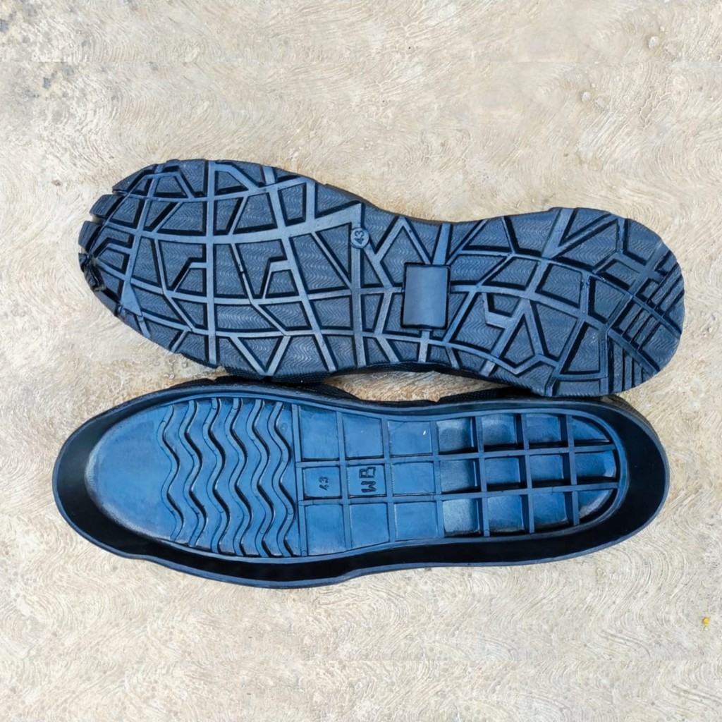 TAPAK ATAU OUTSOL UNTUK SEPATU PDL BAHAN KARET MENTAH ANTI SLIP