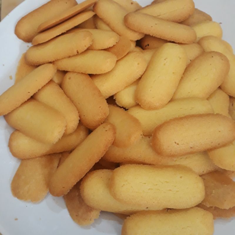 

kue kering lidah kucing renyah kue lebaran