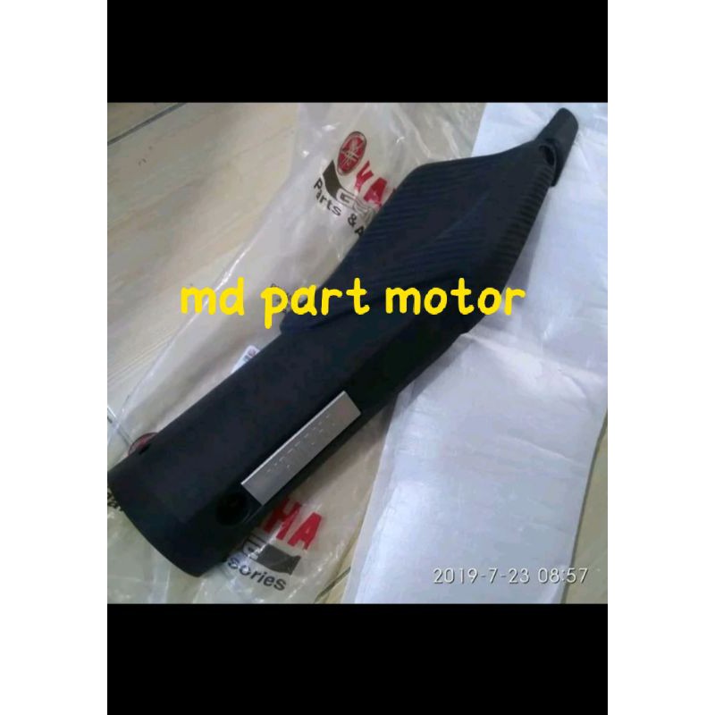COVER TUTUP KNALPOT ASSY R15 V2 XABRE ORI YGP