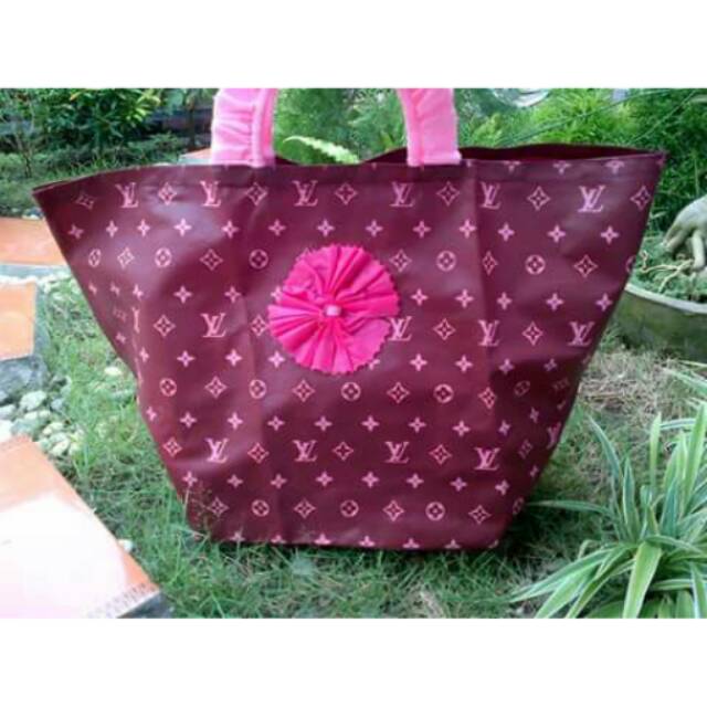 

Souvenir tas berkat renda