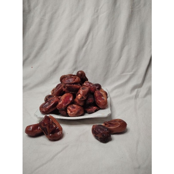 

Kurma KHALAS ALSAAD