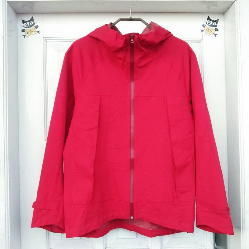 Jaket Uniqlo Blocktech second ori